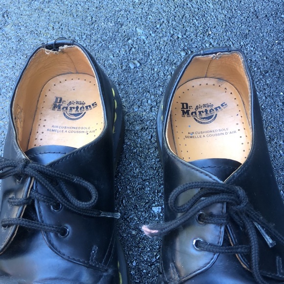 SOLD- Dr. Martens, 1461 unisex Derby Oxfords - Picture 5 of 13